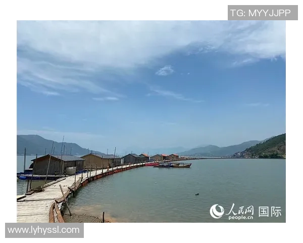 莱奥的成长之路：从少年梦想到足球巨星的华丽转身