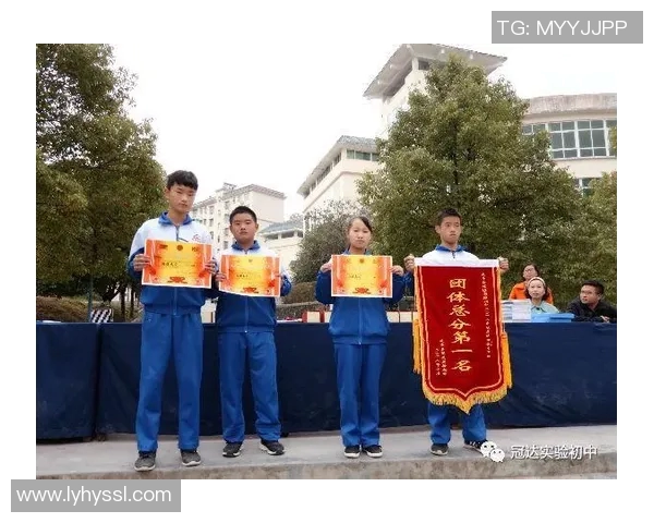 咸丰足球比赛直播视频精彩回顾与赛程分析全方位呈现