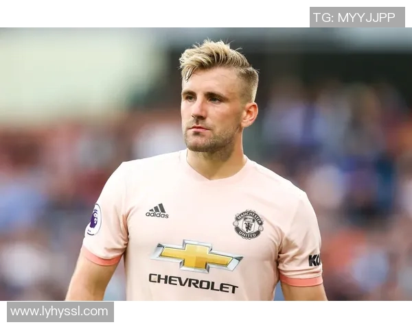 曼联主帅透露夏季引援计划：将重点补强后防线