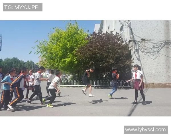 清苑中学足球比赛精彩视频直播全程回顾与精彩瞬间分享